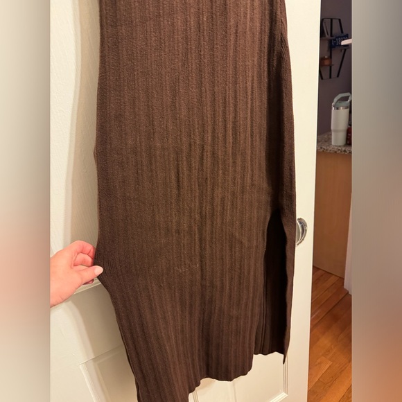Abercrombie Knit Sweater Midi Dress - Picture 3 of 4
